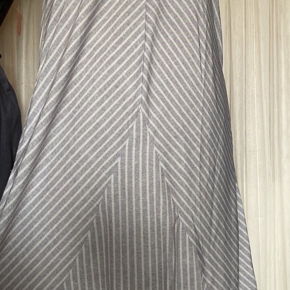 Made with Love maxi dress! 👗 - Picture 4 of 11